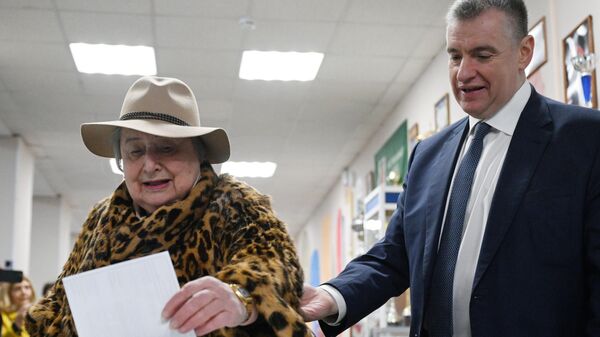 Глава ЦИК Белоруссии заявил, что выборы в России идут организованно