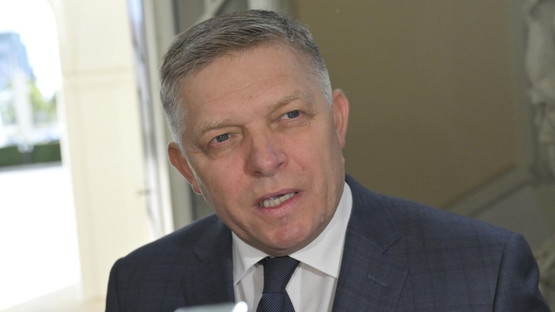 Фицо в понедельник вернется к рабочим обязанностям после покушения